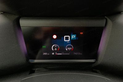 Citroen C4 X Puretech Shine S&S EAT8