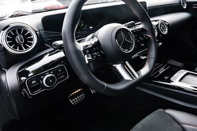 Mercedes Klasa A 250 e AMG Line