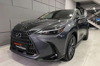 Lexus NX 350h Prestige 2WD