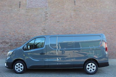 Renault Trafic L2H1 Extra AT9