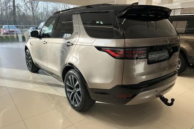 Land Rover Discovery V D250 R-Dynamic SE