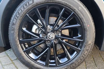 Toyota C-HR GR Sport 2.0 Hybrid Dynamic Force Plug-in