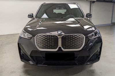 BMW iX1 xDrive30 M Sport