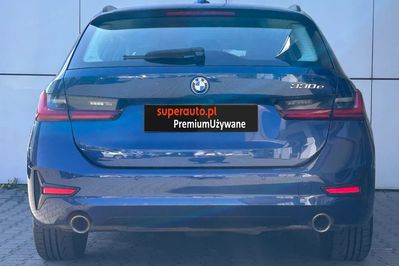 BMW Seria 3 330e PHEV M Sport sport-aut