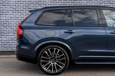 Volvo XC90 B5 AWD Ultra Dark 7os