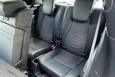Mercedes GLB 200