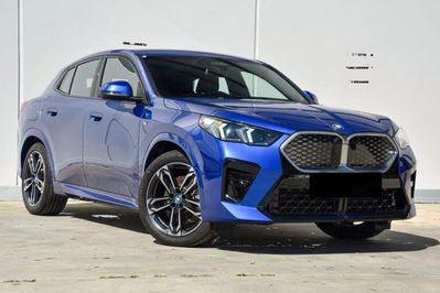 BMW iX2 eDrive20 M Sport