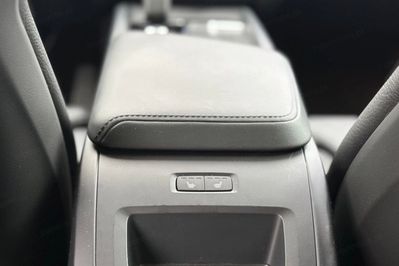 Volvo XC60 B4 D AWD Plus Dark aut