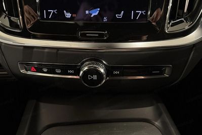 Volvo V60 B4 B R-Design aut