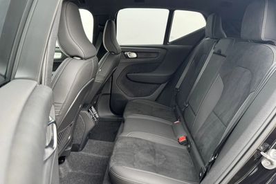 Volvo XC40 B3 Plus Dark