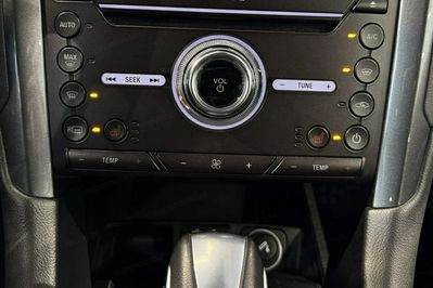 Ford Mondeo 2.0 Hybrid Titanium