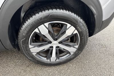 Peugeot 3008 Allure Pack 1.5 BlueHDI EAT8