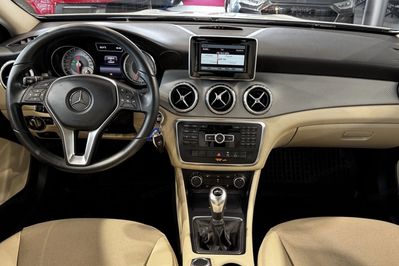 Mercedes GLA 200