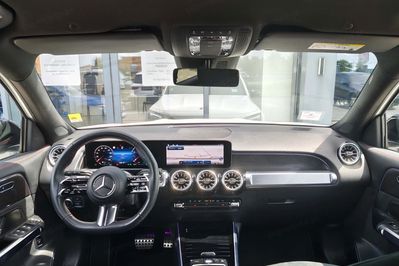 Mercedes GLB 200 mHEV AMG Line 7G-DCT