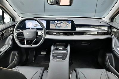 Omoda 5 1.6 t-Gdi Premium Dct