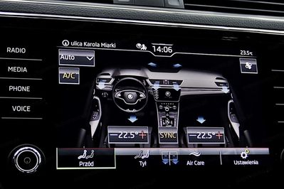 Skoda Superb 2.0 TDI SCR Style DSG