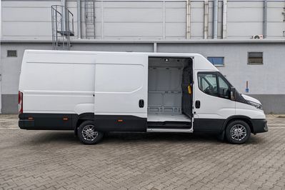 Iveco Daily 35S18 16m3 L4H2