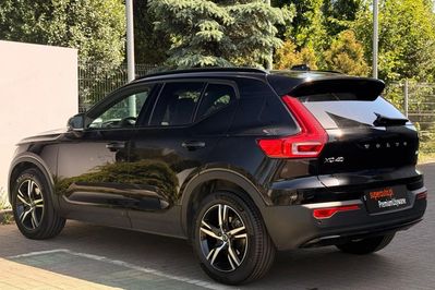 Volvo XC40 B4 Plus Dark
