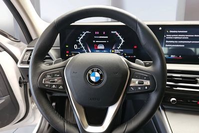 BMW Seria 3 318i aut