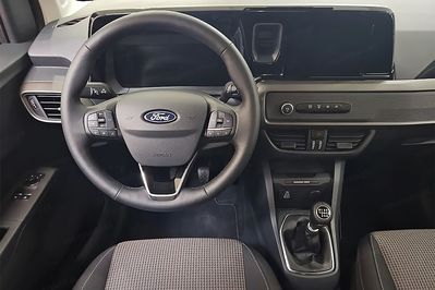 Ford Tourneo Courier Trend
