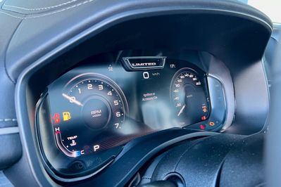 Dodge RAM 1500 Limited NIGHT V8 RAMBOX