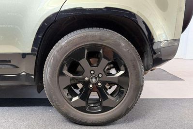 Land Rover Defender 110 D300 X-Dynamic HSE
