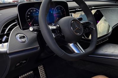 Mercedes Klasa E 220 d  4-Matic AMG