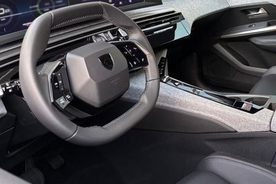 Peugeot 3008 Allure Plug-in HYBRID 1.6 PHEV