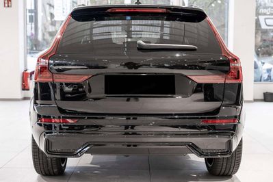 Volvo XC60 B5 AWD Ultra Black Edition