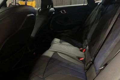 BMW Seria 2 218i M Sport aut