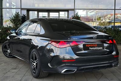 Mercedes Klasa E 220 d 4-Matic AMG Line