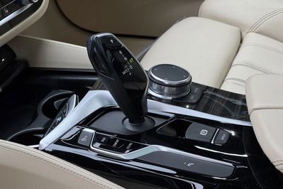 BMW Seria 5 530i xDrive M Sport sport