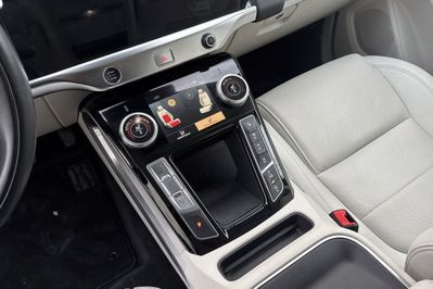 Jaguar I-Pace EV400 AWD SE