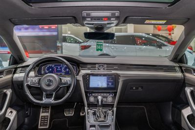 Volkswagen Arteon 2.0 TSI 4Motion R-Line DSG