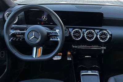 Mercedes CLA 200 AMG Line