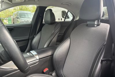 Mercedes Klasa C 200 4-Matic