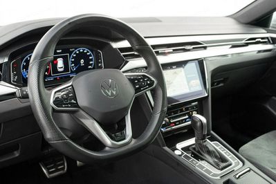 Volkswagen Arteon 2.0 TSI R-Line DSG