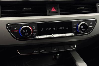 Audi A4 35 TFSI S Line