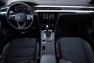 Volkswagen Arteon 2.0 TDI R-Line DSG