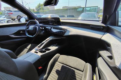 Peugeot 3008 MHEV GT