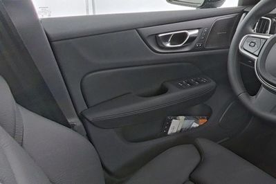 Volvo V60 B4 B Plus Dark aut
