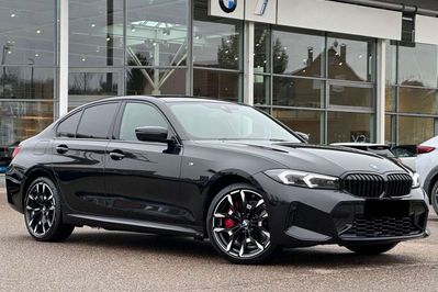 BMW Seria 3 330i xDrive M Sport