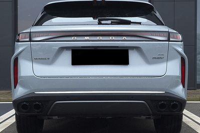 Omoda 9 1.5 Super Hybrid Exclusive AWD