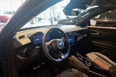 Alfa Romeo Junior Ibrida