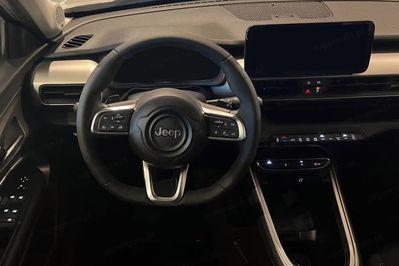 Jeep Avenger Summit 1.2 T3 mHEV AT FWD