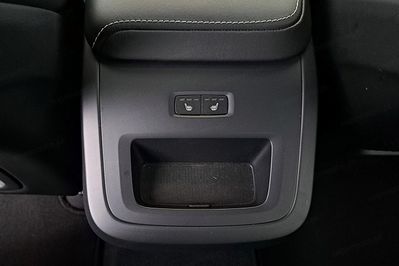 Volvo XC60 B5 B AWD Plus Black Edition