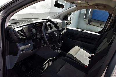 Opel Vivaro Kombi L2H1 Enjoy