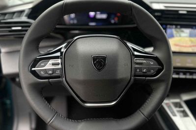 Peugeot 308 Allure 1.2 mHEV e-DCS6