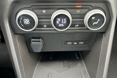 Dacia Jogger Journey 7-miejsc 1.8 Full Hybrid