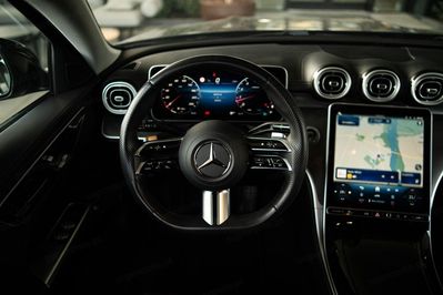 Mercedes Klasa C Kombi 200 4MAITIC AMG Line